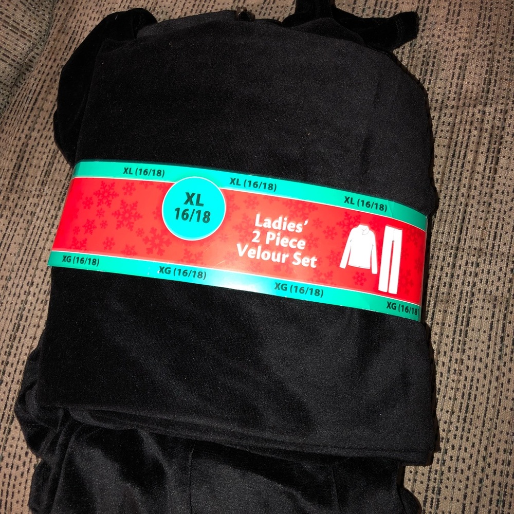 2 piece Velour Set XL